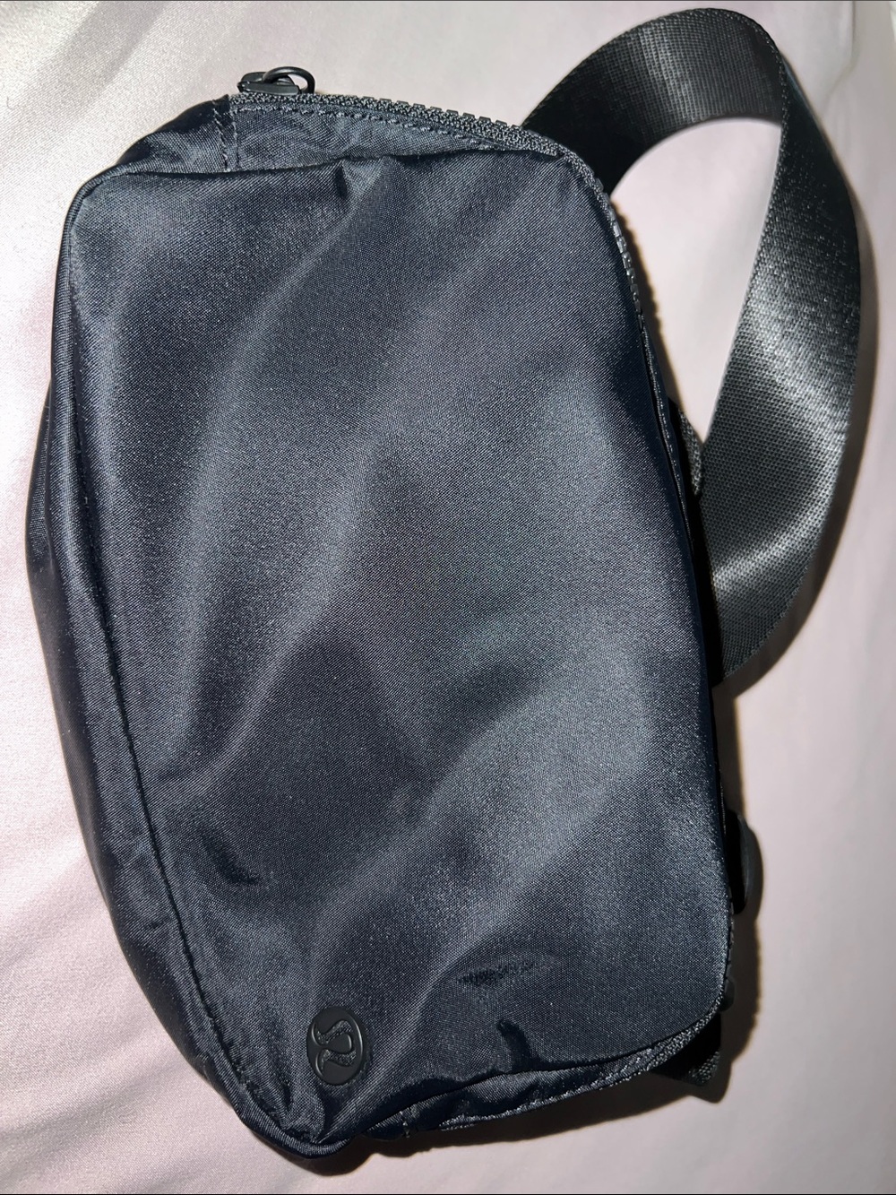 lululemon athletica Black Men’s Sling Belt Bag